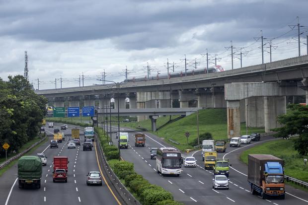 Peniadaan diskon tarif tol saat libur akhir tahun