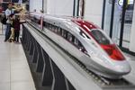 Peningkatan penumpang kereta cepat Whoosh