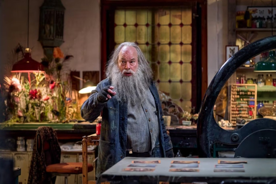 Salah satu adegan dalam film "The Snow Sister", salah satu rekomendasi film Natal terbaik