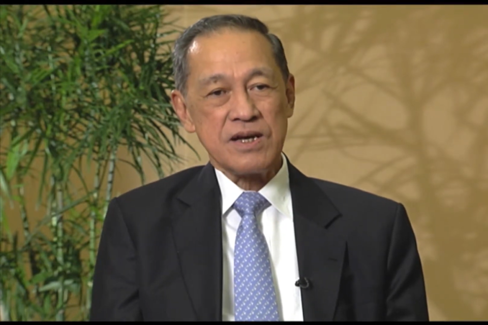 PT Bank Central Asia Tbk (BCA) mengumumkan bahwa Presiden Komisarisnya, Djohan Emir Setijoso, resmi mengundurkan diri dari jabatannya.