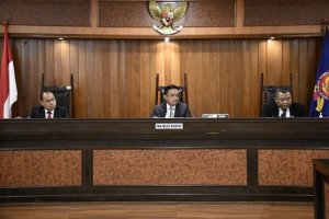 KPPU dan Kereta Whoose Jakarta Bandung