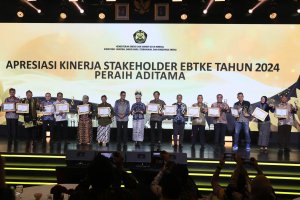 Penghargaan Aditama untuk PLN