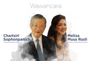 Presiden Bangkok Bank Chartsiri Sophonpanich dan Direktur Bank Permata Meliza Musa Rusli. 