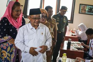 Kunjungan kerja Mendikdasmen di Semarang