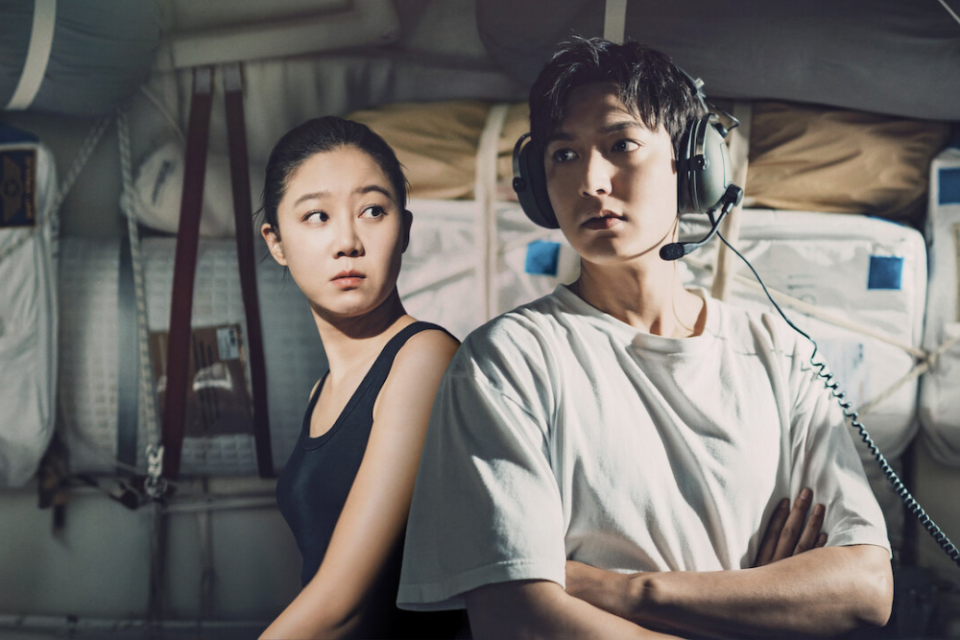 Sinopsis When the Stars Gossip