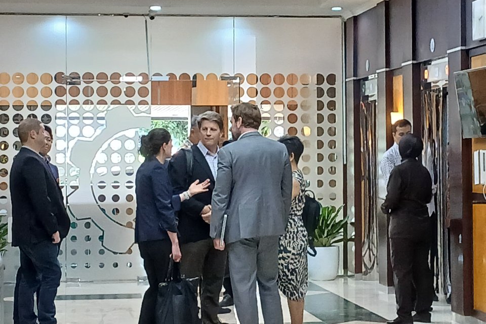 apple, negosiasi, kemenperin