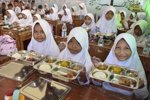 Peluncuran makan bergizi gratis di Ciamis