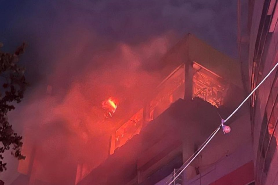 Kebakaran Gedung Glodok Plaza, Taman Sari, Jakarta Barat pada Rabu 15 Januari 2025, 