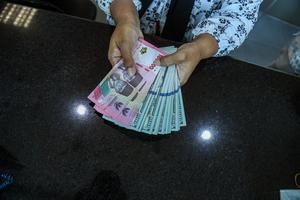 Rupiah ditutup menguat 14 poin terhadap dolar AS