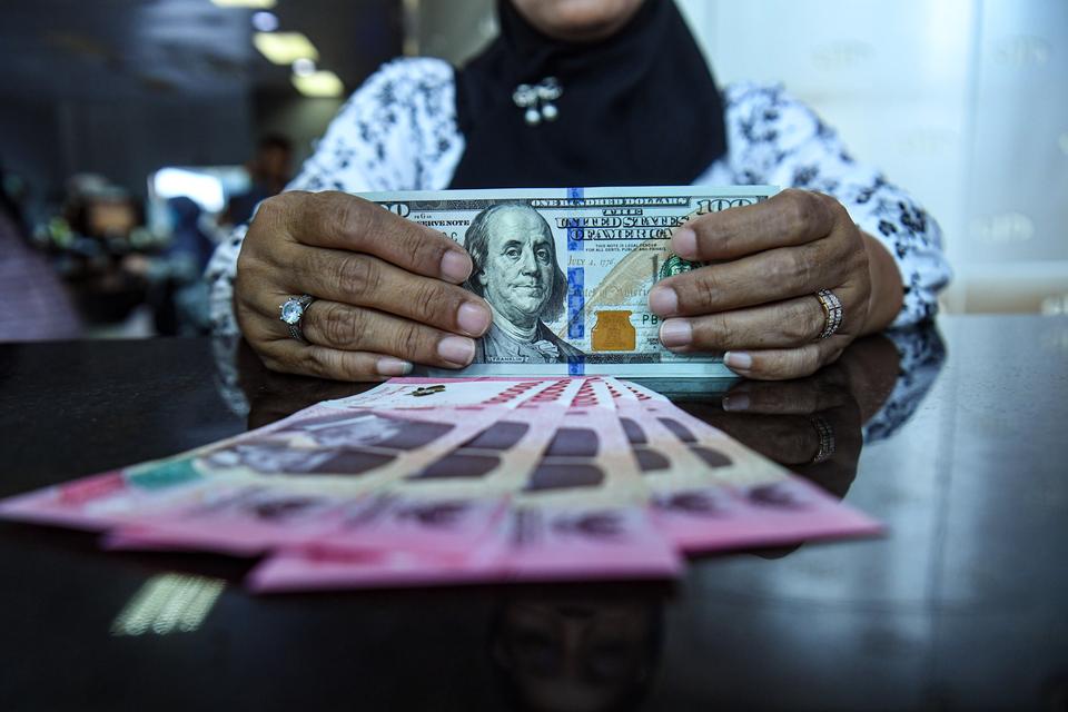 Rupiah Berpeluang Menguat Pasca Kebijakan Tarif Bertahap Trump