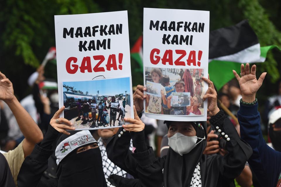 Hamas Bebaskan Tiga Sandera Warga Israel Usai Gencatan Senjata Berlaku di Gaza