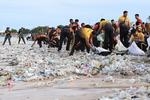 Aksi bersih sampah laut di Bali