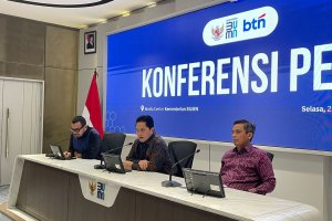 Konferensi Pers Menteri BUMN dan Dirut BTN