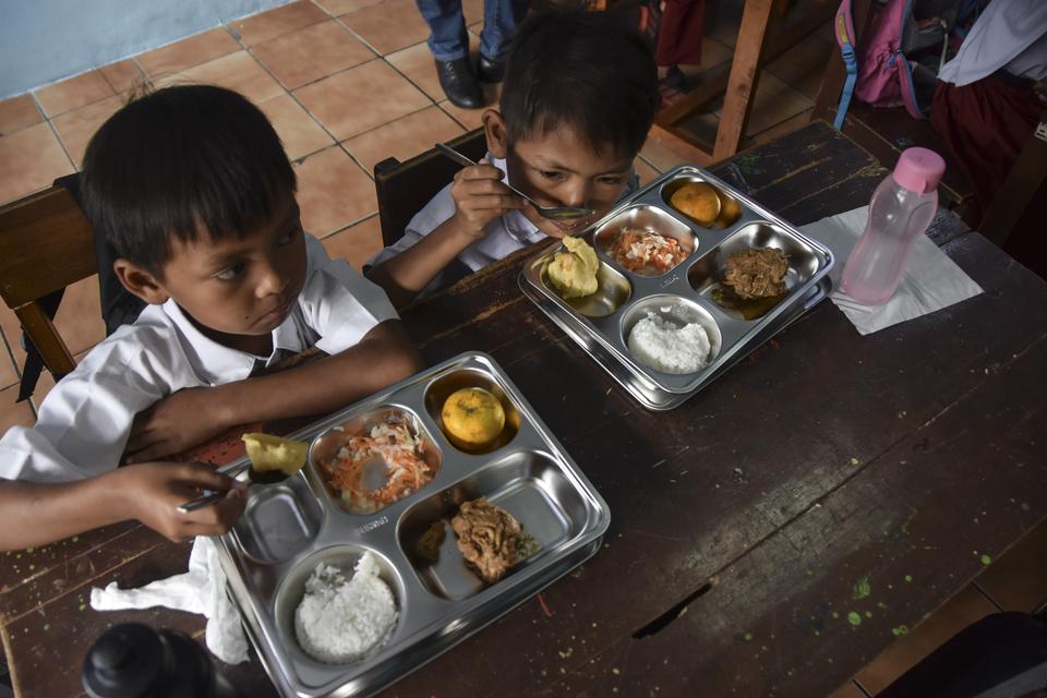 makan bergizi gratis, prabowo, anggaran