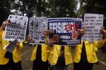 Mahasiswa menggelar demonstrasi Indonesia Gelap di Jakarta, Senin (17/2). Foto: Antara