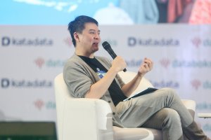 CEO DANA Vince Iswara dalam acara IDE Katadata 2025