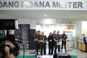 Kejagung menetapkan tersangka kasus dugaan korupsi dalam tata kelola minyak mentah dan produk kilang pada PT Pertamina Subholding dan KKKS pada 2018 -