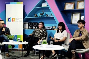 Acara Ngobrol Santai IDA bertajuk ‘Adopsi AI untuk Siapa? Jadi Mandiri atau Jebakan Kekuasaan Global’ di kantor Katadata Indonesia, Jakarta, Rabu (26/