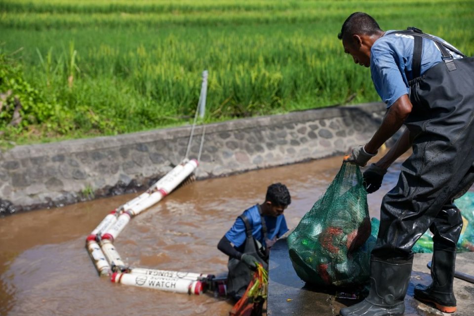 Sungai Watch, sampah plastik