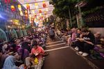 Tradisi takjil di Masjid Jogokariyan