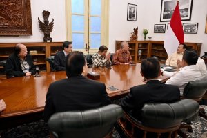 Presiden Prabowo Subianto bertemu para konglomerat di Istana Kepresidenan, Jakarta, Kamis (7/3).