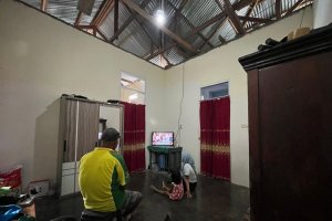 PLN sukses hadirkan listrik 24 jam penuh di lima pulau di Maluku.