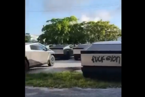 Mobil Tesla jadi sasaran vandalisme