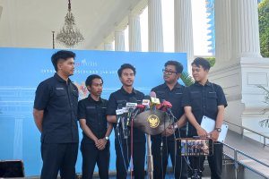 Presiden Prabowo Subianto mengundang Pandawara ke Istana Merdeka Jakarta pada Selasa (11/3) siang.
