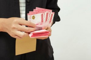 Posko Pengaduan Kemnaker Jika THR Tidak Cair