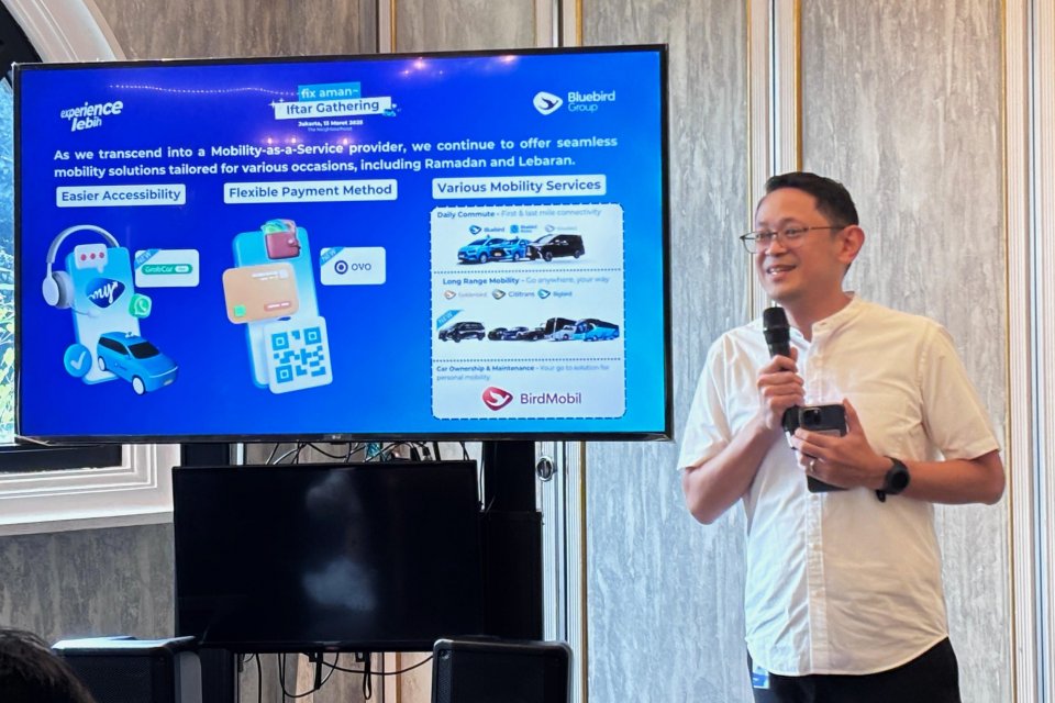 Direktur Utama PT BlueBird Tbk (BIRD) Adrianto Djokosoetono
