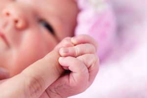 Nama Bayi Perempuan Lahir di Hari Raya Idulfitri