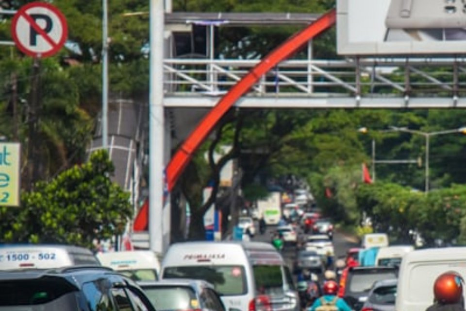 contraflow, tol jagorawi, arus balik