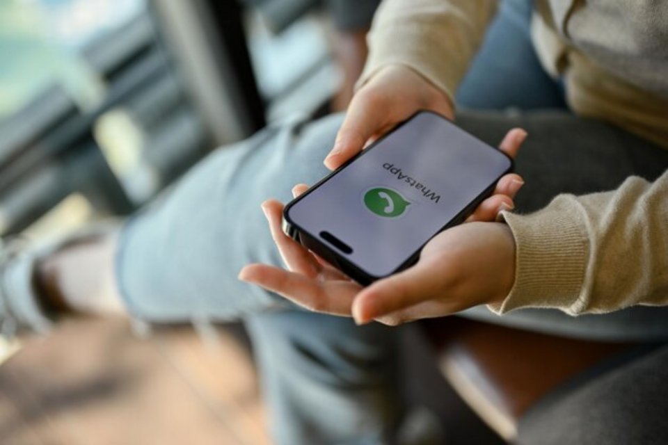 WhatsApp menghadirkan fitur baru yang memungkinkan pengguna menambahkan lagu ke status mereka.