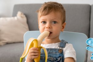Rekomendasi Camilan Sehat untuk Bayi 