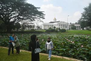 Wisata Kebun Raya Bogor