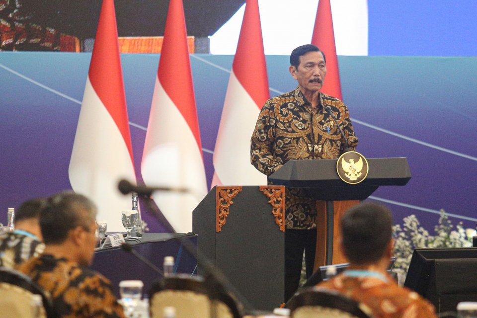 luhut, rupiah