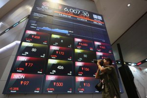 IHSG Ditutup Melemah Pada Awal Perdagangan Usai Libur Lebaran