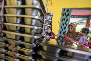 Mendukbangga tinjau pemberian MBG untuk ibu hamil di Palembang