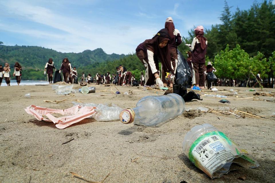 sampah plastik, klh