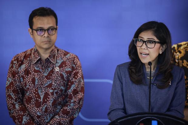 Konferensi pers penggabungan XL Axiata dan Smartfren
