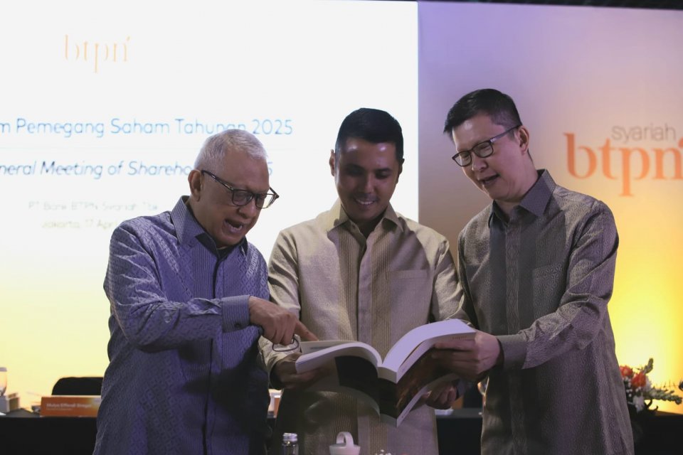 Direksi PT Bank BTPN Syariah Tbk (BTPS)