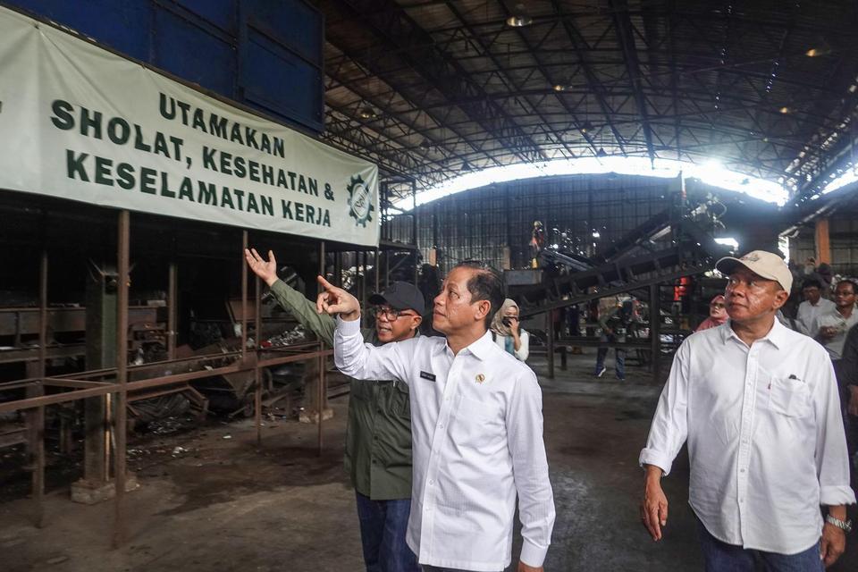 menteri lh, jalan tol
