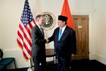 Perwakilan USTR Ambassador Jamieson Greer dan Menko Perekonomian Airlangga Hartarto pada Kamis (17/04). 