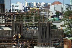 Progres pembangunan LRT Jakarta trase Manggarai-Velodrome
