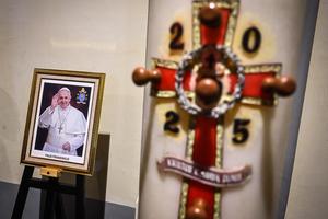 Misa Requiem untuk mendoakan Paus Fransiskus
