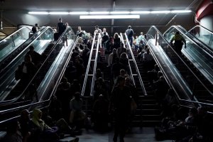 Spanyol mati listrik total, sehingga layanan transportasi terganggu