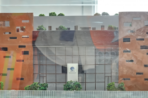 Tampilan maket bagian depan untuk Pusat Data Nasional (PDN) Cikarang. Foto diambil di kantor PDN Cikarang, Kabupaten Bekasi, Jawa Barat, pada Februari