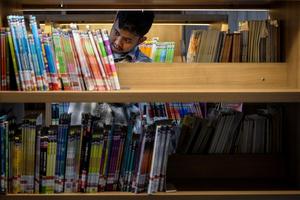 Perpanjangan jam operasional perpustakaan di Jakarta