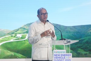 Kumparan New Energy Vehicle Summit 2025