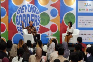 Basuki Tjahaja Purnama menjadi keynote speaker pada Beyond Borders Fest 2025.